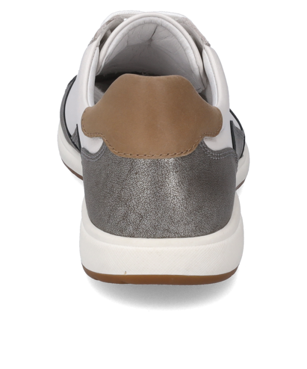 Caren 49 - Image 4
