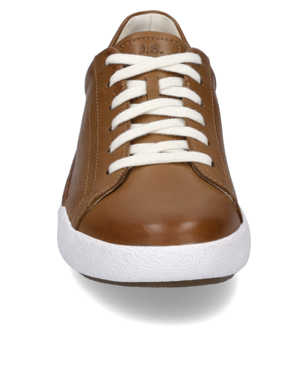 Claire 01 - Image 5