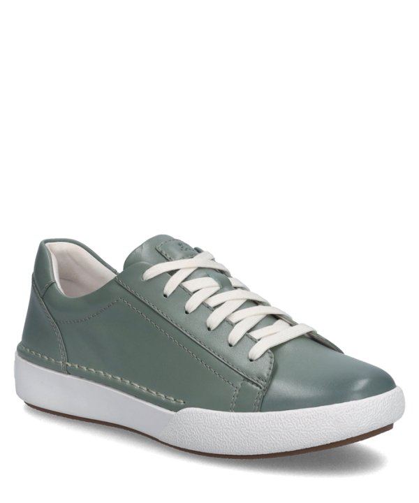 Claire 01 - Image 2