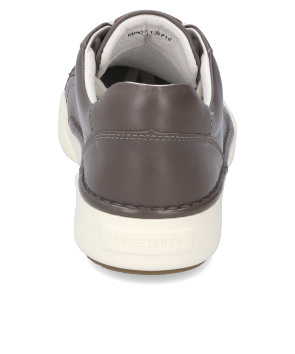 Claire 01 - Image 4