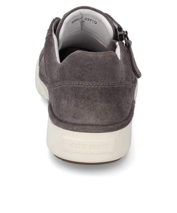 Claire 03 - Image 4