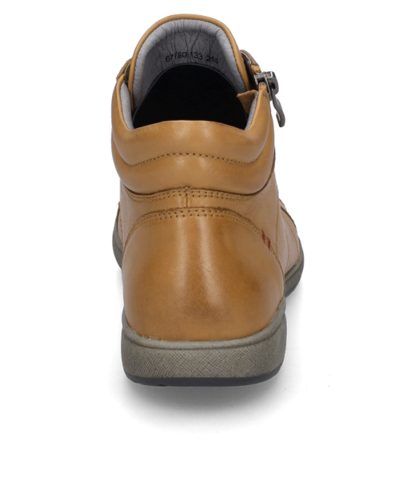 Caren 60 - Image 4