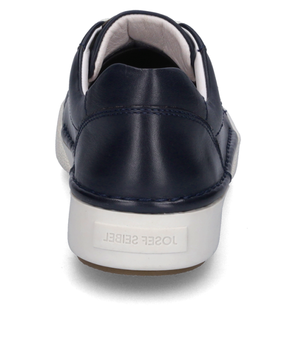 Claire 01 - Image 4