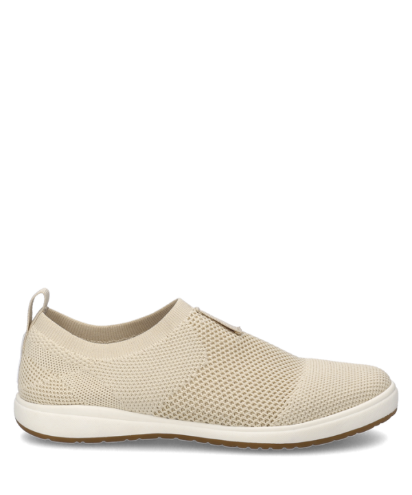 Caren 66 - Image 2