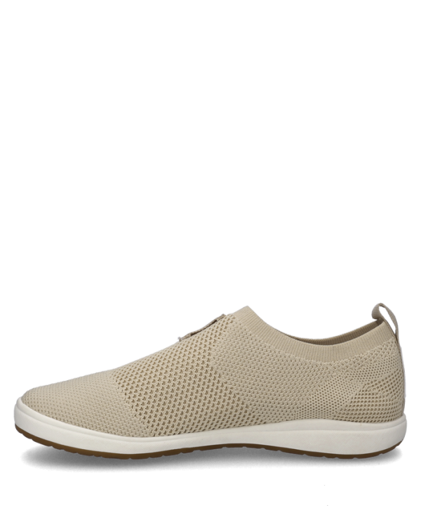 Caren 66 - Image 5